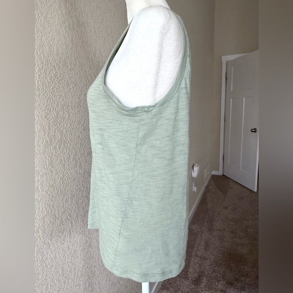 GAP Women’s Foreversoft Tank Top, Sage Green, Size XS - Picture 5 of 5